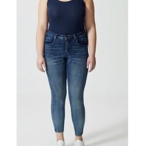 UNIVERSAL STANDARDS ANTHRO Distressed Blue Logan High Rise Jeans Sz 00 4XS